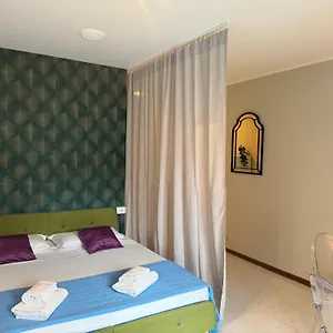 https://apt-feel-donizetti.italymilanhotels.net